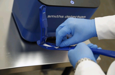 SMITHS DETECTION IONSCAN 600, Переносной детектор следов взрывчатых веществ и наркотиков